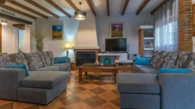 Chalet in Alhaurín el Grande photo 9