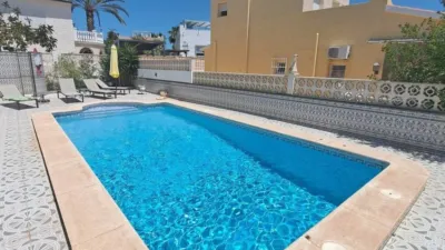 Casa – Orihuela, Dehesa de Campoamor - Més