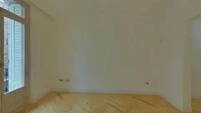 Flat on Calle Castelló photo 10