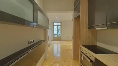 Flat on Calle Castelló photo 18