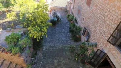 Rustic property in Fornalutx photo 8