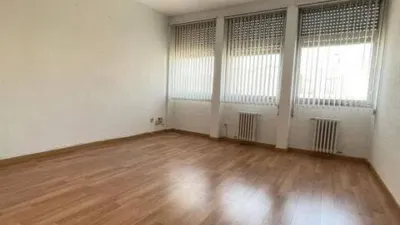 Oficina en venta en Centro-Villacerrada-Pajarita - Más
