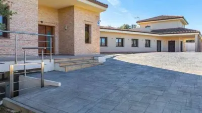 Chalet en La Raya del Palancar-Guadamonte photo 4