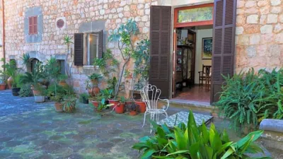 Rustic property in Fornalutx photo 6