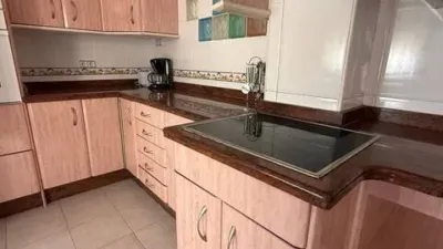 Piso en alquiler en Calle de María Marín, cerca de Calle Rosario, Fátima-Franciscanos (Albacete Capital) de 1.000 €<span>/mes</span>