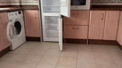 Piso en alquiler en Calle de María Marín, cerca de Calle Rosario, Fátima-Franciscanos (Albacete Capital) de 1.000 €<span>/mes</span>