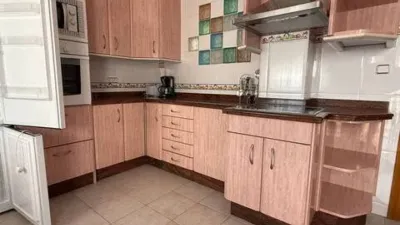 Piso en alquiler en Calle de María Marín, cerca de Calle Rosario, Fátima-Franciscanos (Albacete Capital) de 1.000 €<span>/mes</span>