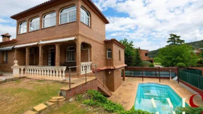 Villa in Begues photo 4