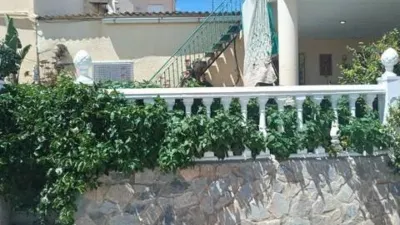 Chalet on Calle de la Portilla photo 4