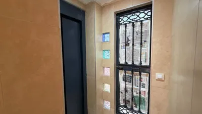 Flat in Barrio León-El Tardón-Blas Infante photo 4