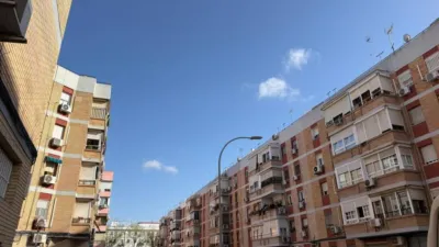 Flat in Barrio León-El Tardón-Blas Infante photo 3