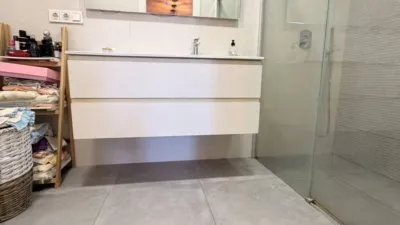 Apartment in University Area photo 53