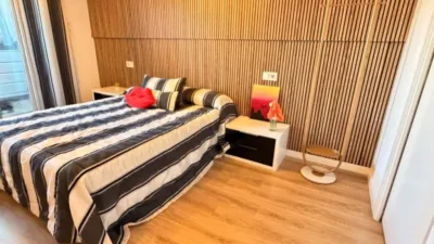Apartment in University Area photo 36