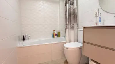 Apartment in University Area photo 44