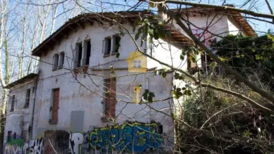 Rustic house in Olot photo 2