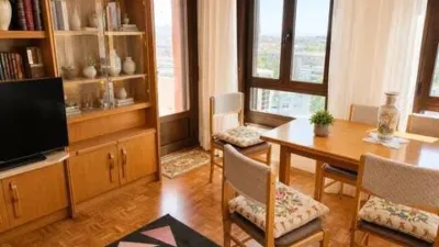 Apartment in Moscardó photo 2