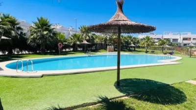 Pis – Orihuela, Laguna Green 2, Entrenaranjos - Vista 2