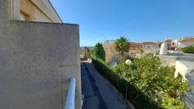 Terraced house on Costa de Vera Street photo 20