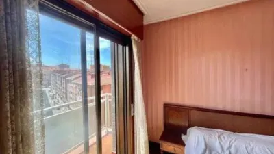 Apartment on Avenida de Carlos VII photo 9