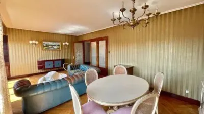 Apartment on Avenida de Carlos VII photo 3