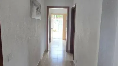 Chalet in Urbanitzacions del Nord photo 8