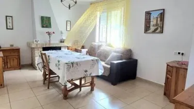 Chalet in Urbanitzacions del Nord photo 9