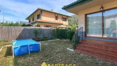 Terraced House in Otañes-Baltezana-Ontón photo 8