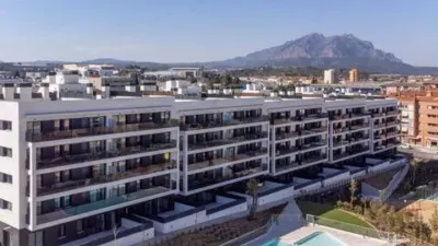 Apartment on Carrer Torrentet, Rosers, Lluís Companys, Martorell. No number specified. photo 2