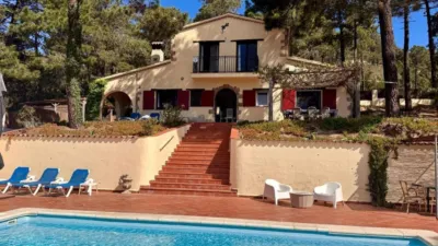 House in Urbanitzacions del Nord photo 7