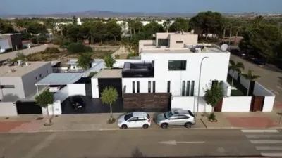 Chalet on Urbanizacion Carpochane Street, 50 photo 17