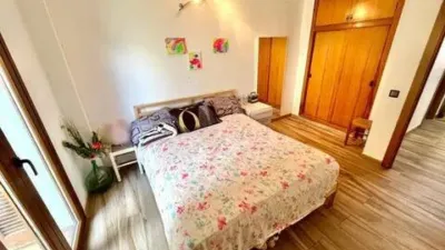 Apartment in El Coll d'en Rabassa photo 8