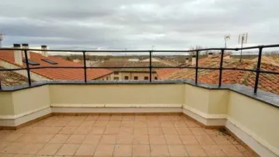 Casa adosada en San Esteban de Gormaz photo 4
