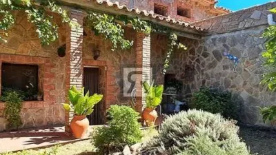 Rustic house on Calle Pd Mas de Joan Nas No Number photo 2