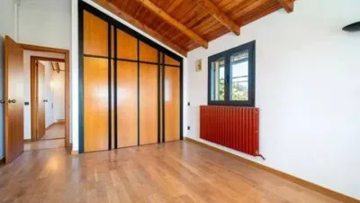 Chalet on Carrer del Rector Vives photo 12