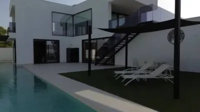 Chalet on Urbanizacion Carpochane Street, 50 photo 3