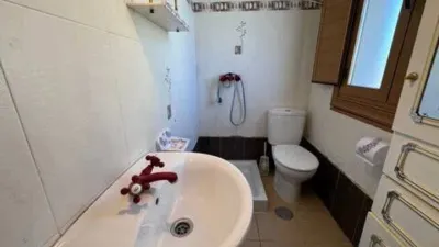 Chalet en venta en Avenida Alfonso XIII, cerca de Calle del Campo, Bóveda de 105.000 €