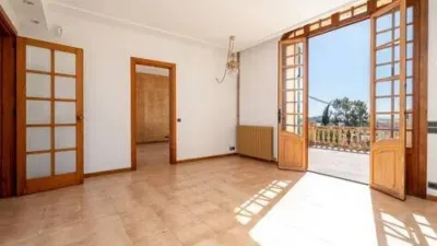 Chalet on Carrer del Rector Vives photo 15