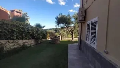 Chalet in Corbera de Llobregat photo 9