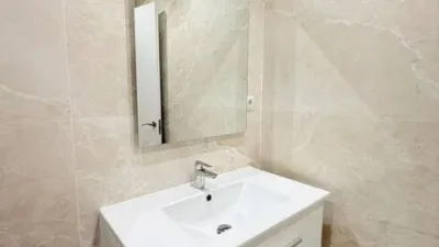 Flat on Calle de Relatores photo 9