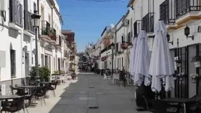 Terraced house on Calle de los Granados photo 9