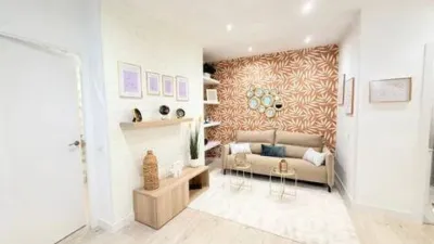 Flat on Calle de Relatores photo 3