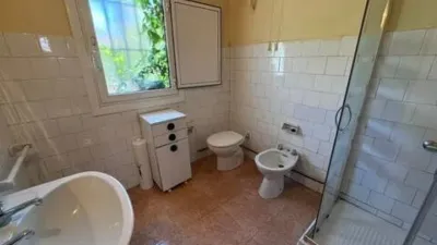 Chalet en venta en Avenida Alfonso XIII, cerca de Calle del Campo, Bóveda de 105.000 €