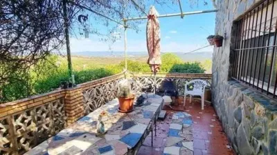 Rustic property in El Campillo photo 7