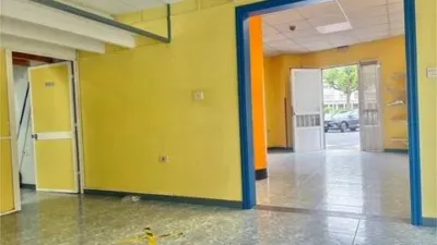 Local comercial en venta en Travesía de la Universidad - Vista 3