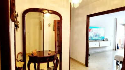 Apartment in Centre photo 2
