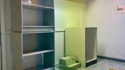 Local comercial en venta en Travesía de la Universidad - Más