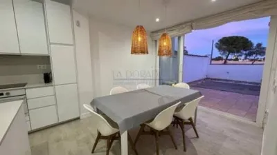 Semi-detached house in Platja de Mont-roig photo 21