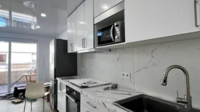 Apartment on Av. Doctor Gregorio Mananon 70 photo 14