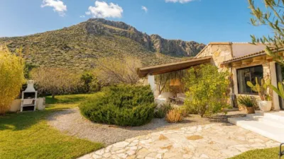 Rustic house in Pollença photo 14