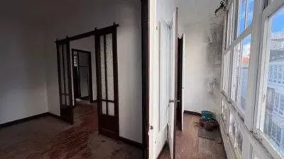 Piso en venta en Centro - Más